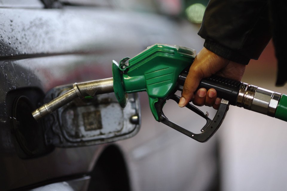 Fuel price: Centre benefits by Rs 20,255 Crores, companies get 5,200